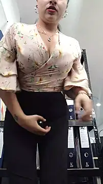Snapshot of AMATISTA__16 chatting on 6, 6, 2026 AMATISTA 16 online show from 6, 6, 2026