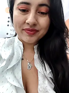 Snapshot of AMATISTA__16 chatting on 10, 6, 2026 AMATISTA 16 online show from 10, 6, 2026