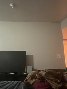 deepthroatwetpussy1 online show from 3, 8, 2026