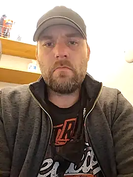 Snapshot of Bamse28 chatting on 11, 4, 2026 Bamse28 online show from 11, 4, 2026