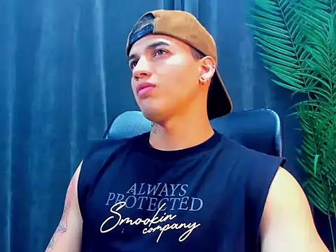 Snapshot of rocoo_santos chatting on 18, 4, 2026 rocoo santos online show from 18, 4, 2026