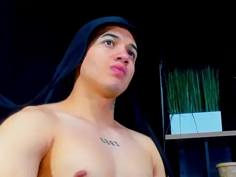 Snapshot of rocoo_santos chatting on 21, 4, 2026 rocoo santos online show from 21, 4, 2026