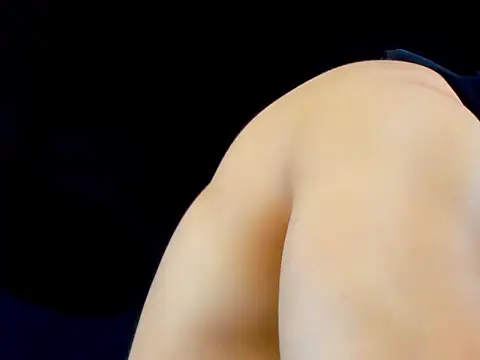 Snapshot of rocoo_santos chatting on 21, 4, 2026 rocoo santos online show from 21, 4, 2026