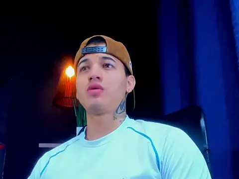 Snapshot of rocoo_santos chatting on 22, 4, 2026 rocoo santos online show from 22, 4, 2026