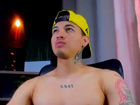 Snapshot of rocoo_santos chatting on 23, 5, 2026 rocoo santos online show from 23, 5, 2026