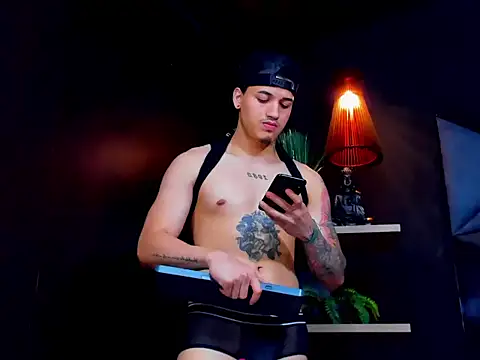 Snapshot of rocoo_santos chatting on 23, 7, 2026 rocoo santos online show from 23, 7, 2026