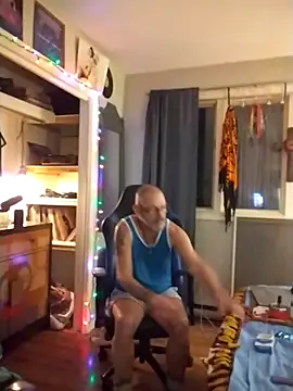 Snapshot of FoxnMouse chatting on 25, 4, 2026 FoxnMouse online show from 25, 4, 2026