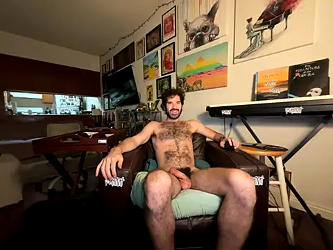 Pupscritch online show from 28, 10, 2025