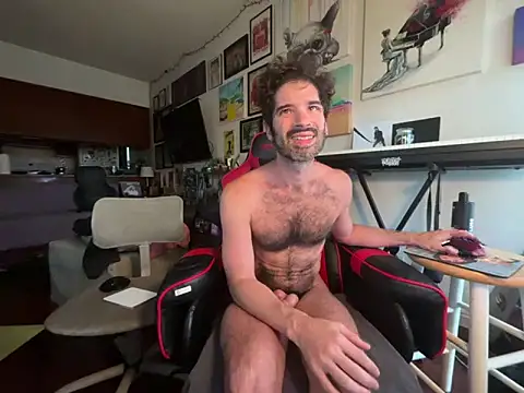 Snapshot of Pupscritch chatting on 12, 5, 2026 Pupscritch online show from 12, 5, 2026