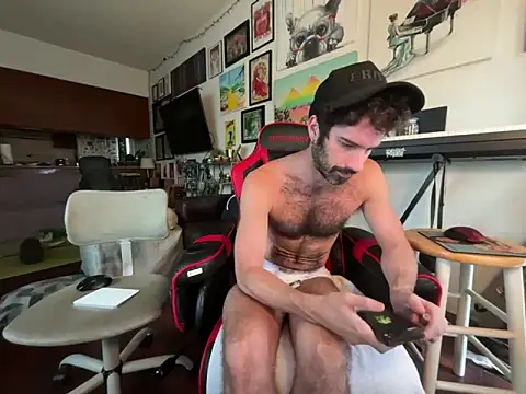 Snapshot of Pupscritch chatting on 15, 5, 2026 Pupscritch online show from 15, 5, 2026