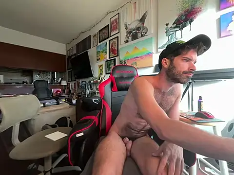 Snapshot of Pupscritch chatting on 27, 5, 2026 Pupscritch online show from 27, 5, 2026
