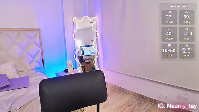 Naomy tay1 online show from 13, 10, 2025