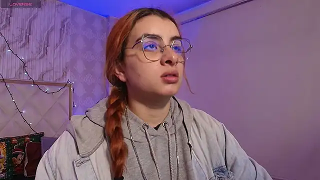 Naomy tay1 online show from 19, 12, 2025