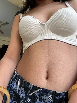 modelnishu online show from 24, 3, 2026