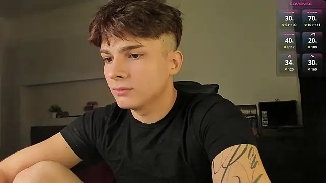 Snapshot of mystic_evan chatting on 23, 4, 2026 mystic evan online show from 23, 4, 2026