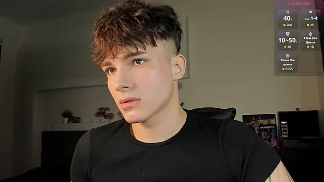 Snapshot of mystic_evan chatting on 24, 4, 2026 mystic evan online show from 24, 4, 2026