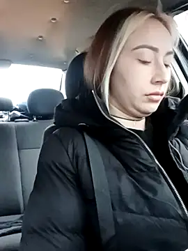 Snapshot of Reina_Cummings chatting on 19, 11, 2025 Reina Cummings online show from 19, 11, 2025