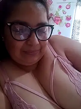 ladytropical1 online show from 18, 12, 2025