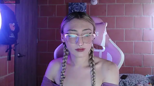 Snapshot of Andrea_camilaaa chatting on 26, 3, 2026 Andrea camilaaa online show from 26, 3, 2026