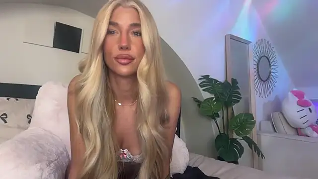 Snapshot of KENNIEXROSE chatting on 26, 3, 2026 KENNIEXROSE online show from 26, 3, 2026