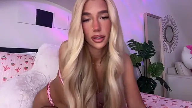 Snapshot of KENNIEXROSE chatting on 13, 4, 2026 KENNIEXROSE online show from 13, 4, 2026