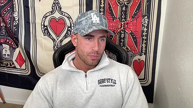 brettmycles28 online show from 1, 12, 2025