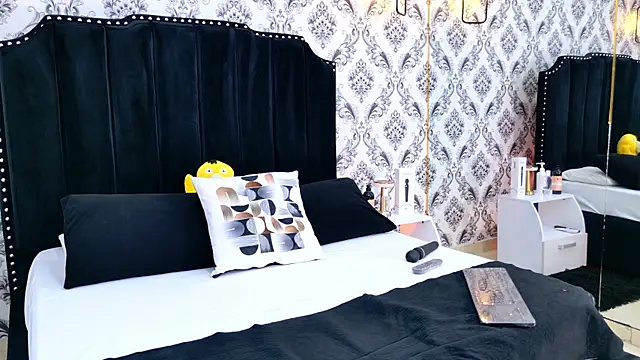 Snapshot of Angelique_Angell chatting on 10, 1, 2026 Angelique Angell online show from 10, 1, 2026