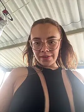 AlissonPeach01 online show from 12, 9, 2025