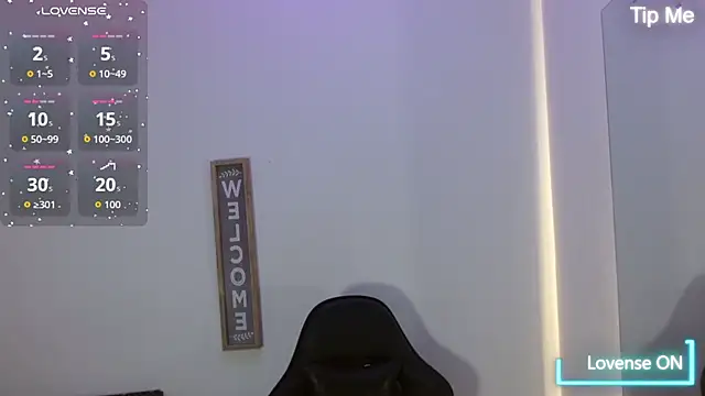 luna starr69 online show from 4, 12, 2025