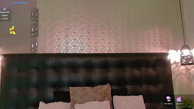 Snapshot of Sharonevanss_ chatting on 24, 4, 2026 Sharonevanss online show from 24, 4, 2026