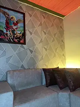 Alisse taylor2 online show from 14, 1, 2026