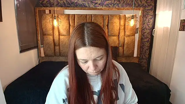 Isa Thompson   online show from 7, 3, 2026