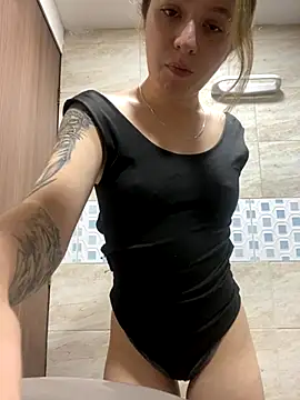 karla-thomsom10 online show from 26, 9, 2025