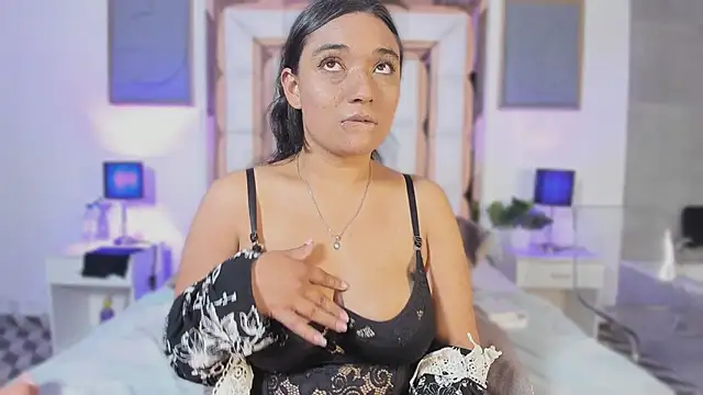 Snapshot of scarlet_dh chatting on 4, 12, 2025 scarlet dh online show from 4, 12, 2025