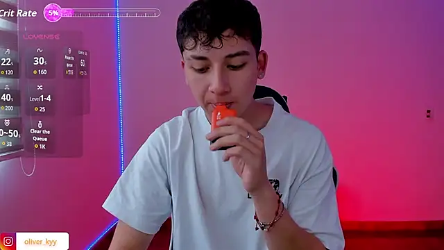 Snapshot of Casper___kyy chatting on 21, 10, 2025 Casper kyy online show from 21, 10, 2025