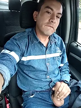 Snapshot of Blackaxes chatting on 13, 4, 2026 Blackaxes online show from 13, 4, 2026