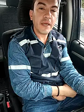 Snapshot of Blackaxes chatting on 21, 4, 2026 Blackaxes online show from 21, 4, 2026