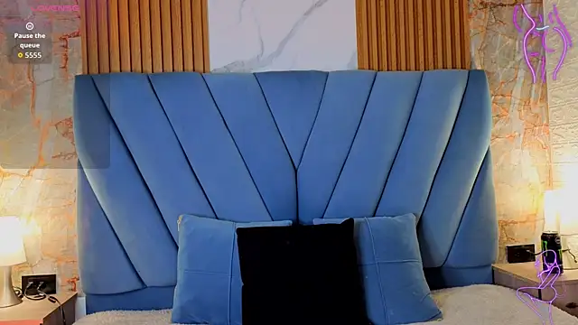 angel  red  online show from 25, 9, 2025