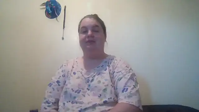 Snapshot of LittleBunny3 chatting on 14, 10, 2025 LittleBunny3 online show from 14, 10, 2025