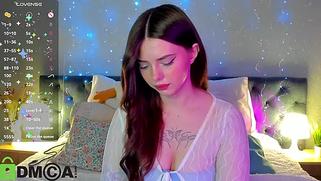 Snapshot of _xna_ chatting on 8, 10, 2025 xna online show from 8, 10, 2025