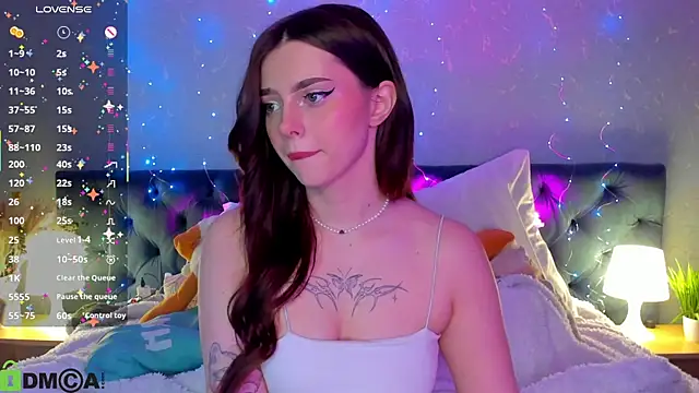 Snapshot of _xna_ chatting on 19, 10, 2025 xna online show from 19, 10, 2025