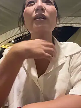 Snapshot of Dujuan-d chatting on 14, 10, 2025 Dujuan-d online show from 14, 10, 2025