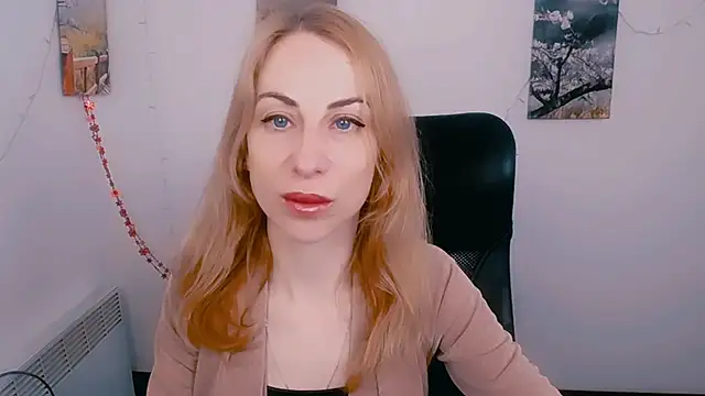 Snapshot of Create_your_own_sun chatting on 4, 4, 2026 Create your own sun online show from 4, 4, 2026