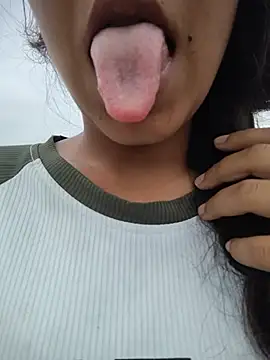 HOTSEXY KAVYA online show from 5, 8, 2026