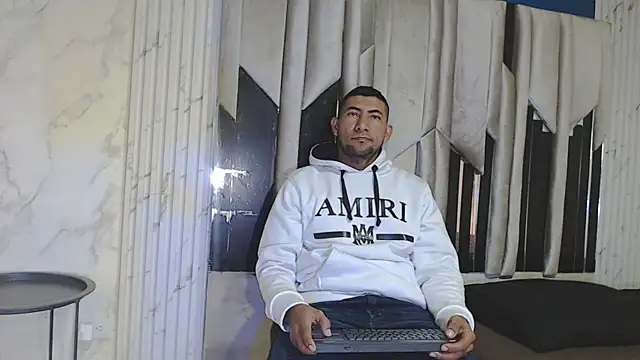 Snapshot of Morganandmegan chatting on 13, 10, 2025 Morganandmegan online show from 13, 10, 2025