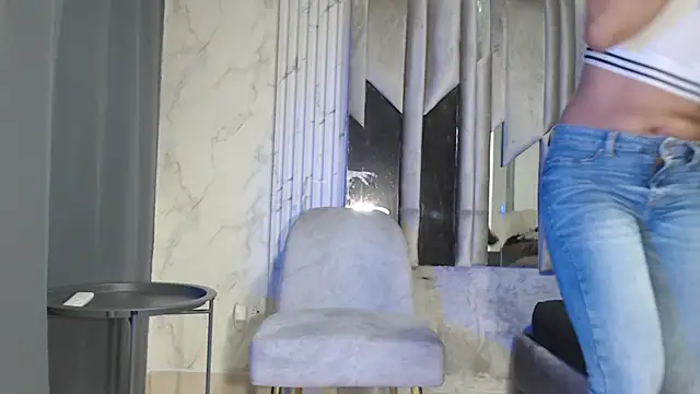 Snapshot of Morganandmegan chatting on 23, 10, 2025 Morganandmegan online show from 23, 10, 2025