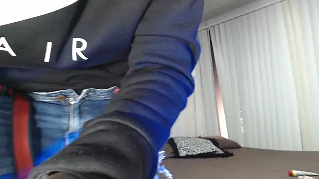 Snapshot of Morganandmegan chatting on 4, 11, 2025 Morganandmegan online show from 4, 11, 2025