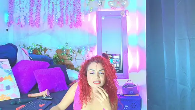 DevoraHarper  online show from 13, 5, 2026