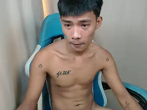 Snapshot of urasianjason chatting on 7, 4, 2026 urasianjason online show from 7, 4, 2026