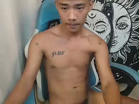 Snapshot of urasianjason chatting on 19, 4, 2026 urasianjason online show from 19, 4, 2026